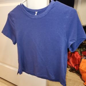 Lululemon tshirt